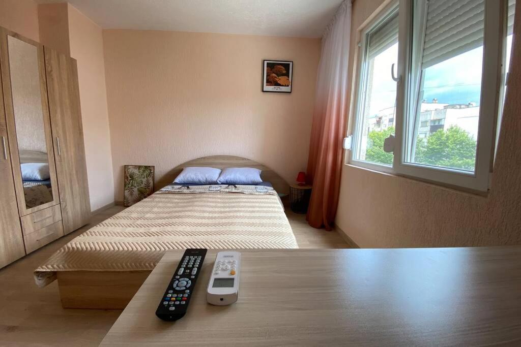 Sunny Apartment By The River Sandanski Exteriör bild